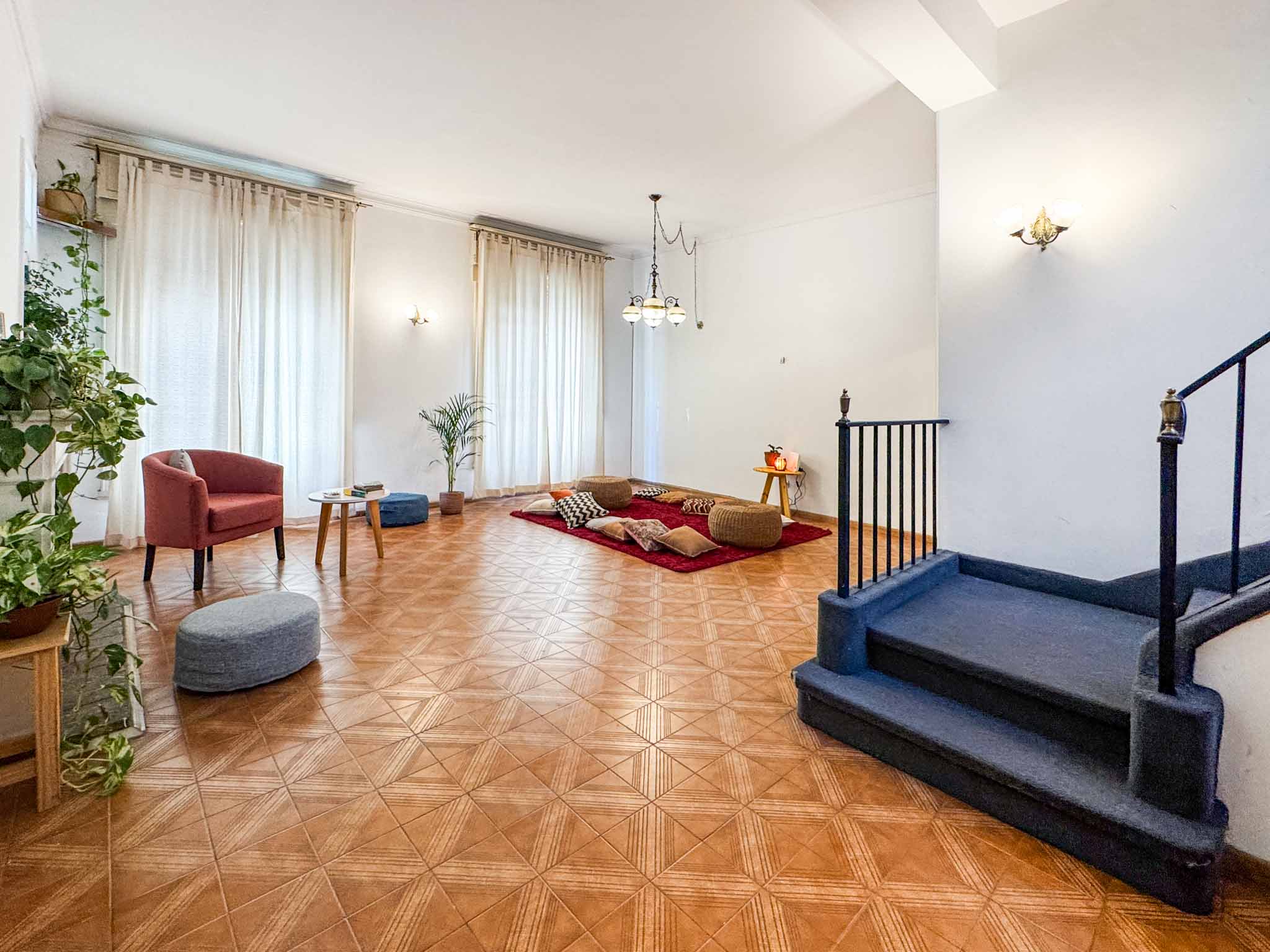 Sala de espera cómoda y acogedora